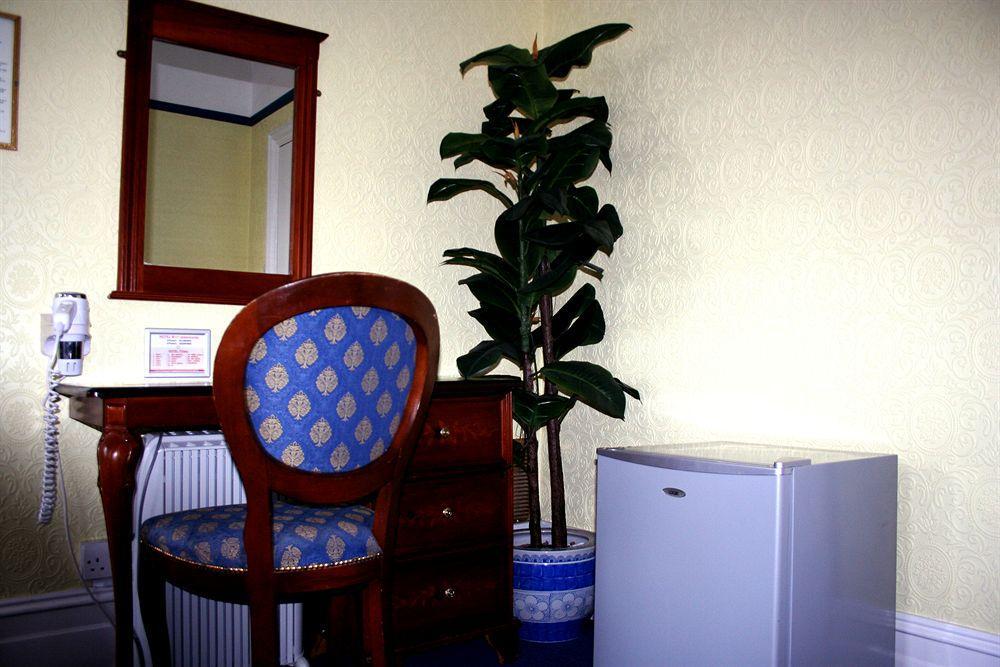 Ilfracombe House Hotel - Near Cliffs Pavilion Southend-on-Sea Bagian luar foto