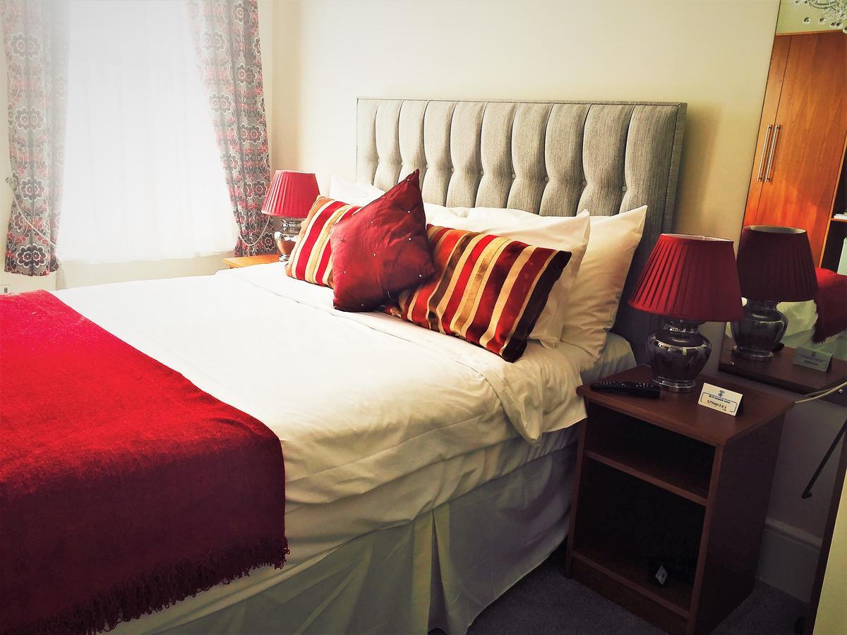 Ilfracombe House Hotel - Near Cliffs Pavilion Southend-on-Sea Bagian luar foto