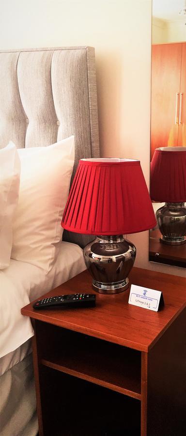 Ilfracombe House Hotel - Near Cliffs Pavilion Southend-on-Sea Bagian luar foto