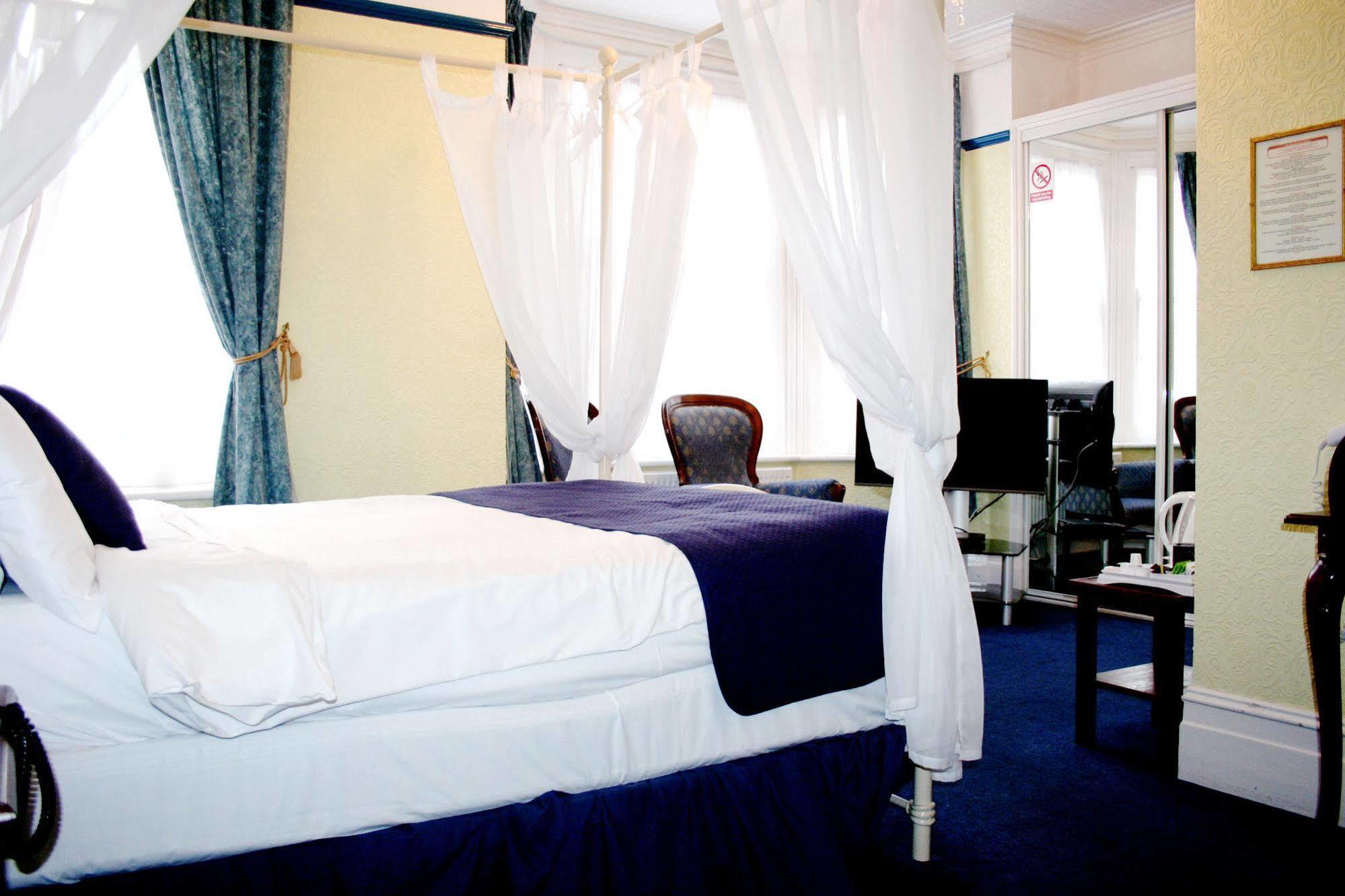 Ilfracombe House Hotel - Near Cliffs Pavilion Southend-on-Sea Bagian luar foto