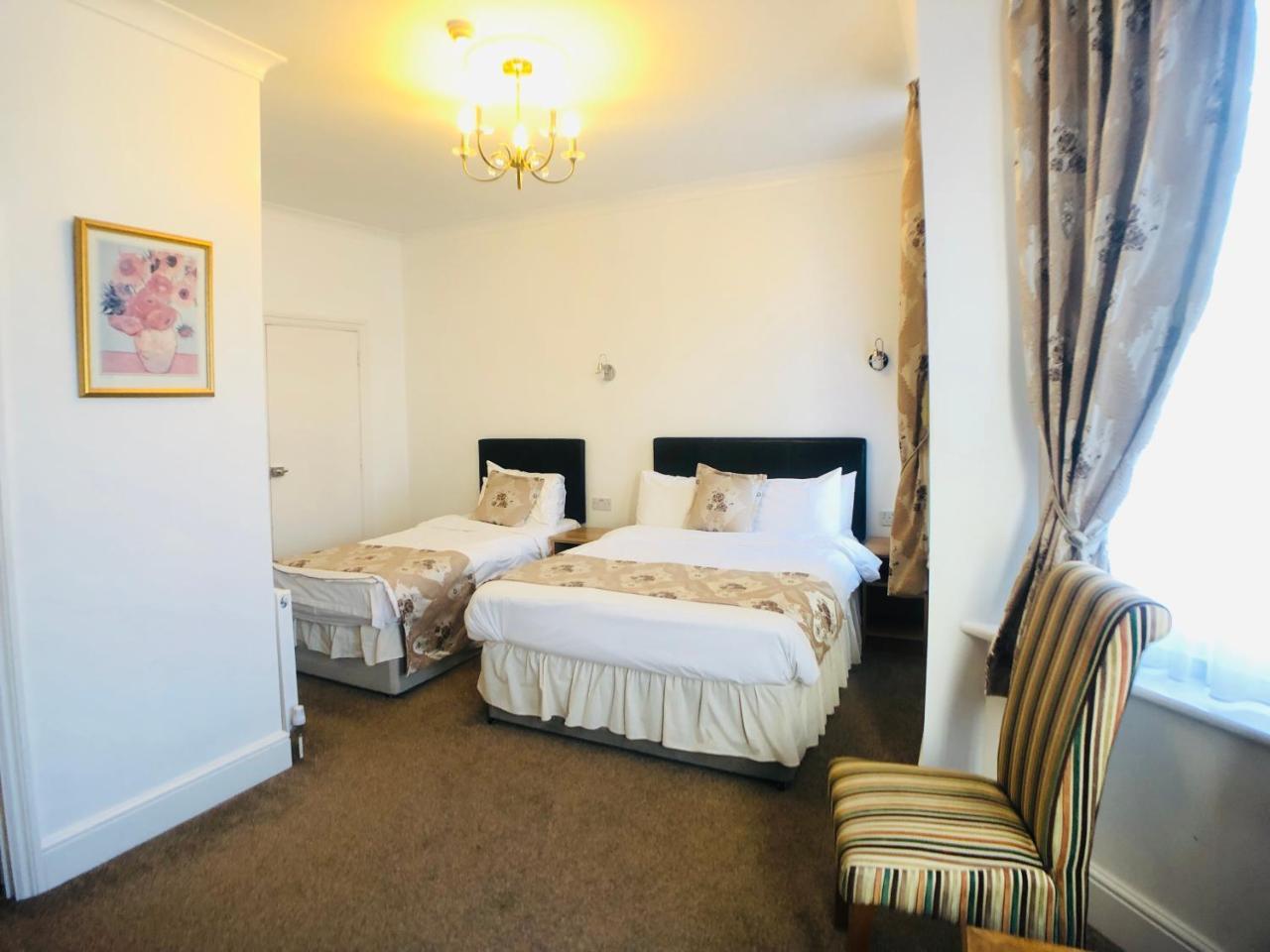 Ilfracombe House Hotel - Near Cliffs Pavilion Southend-on-Sea Bagian luar foto