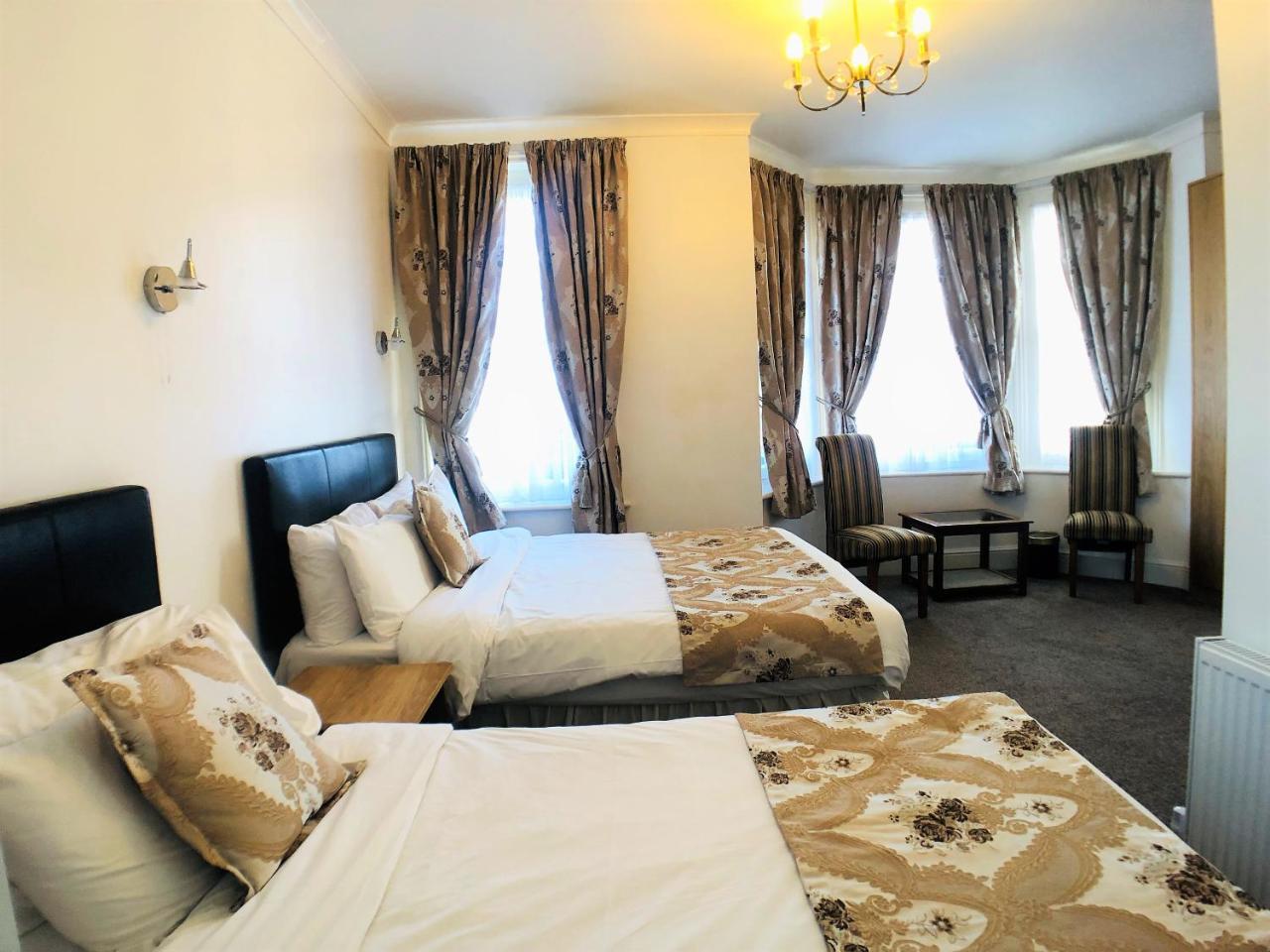 Ilfracombe House Hotel - Near Cliffs Pavilion Southend-on-Sea Bagian luar foto