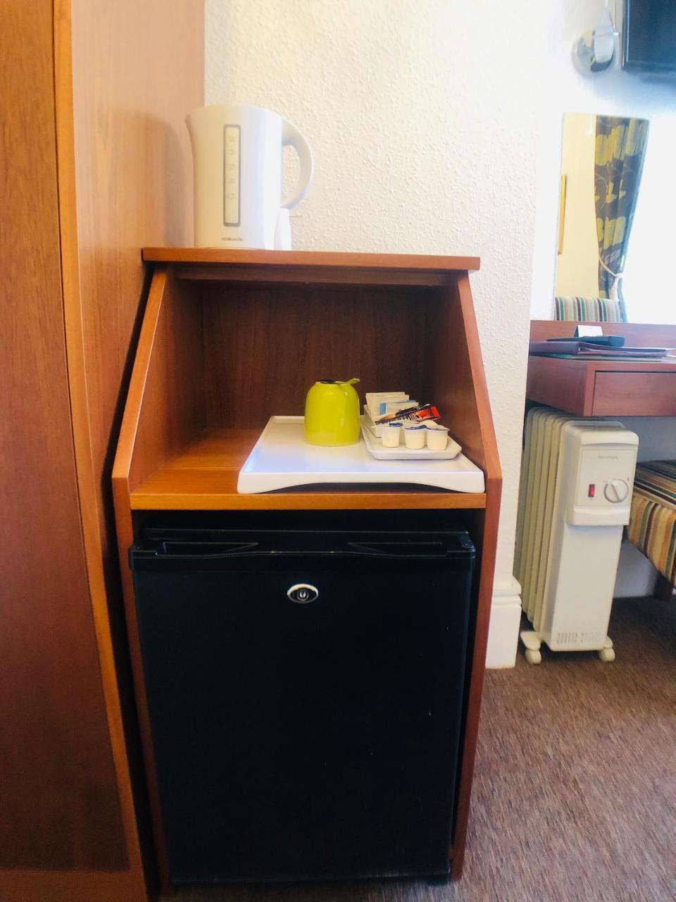 Ilfracombe House Hotel - Near Cliffs Pavilion Southend-on-Sea Bagian luar foto