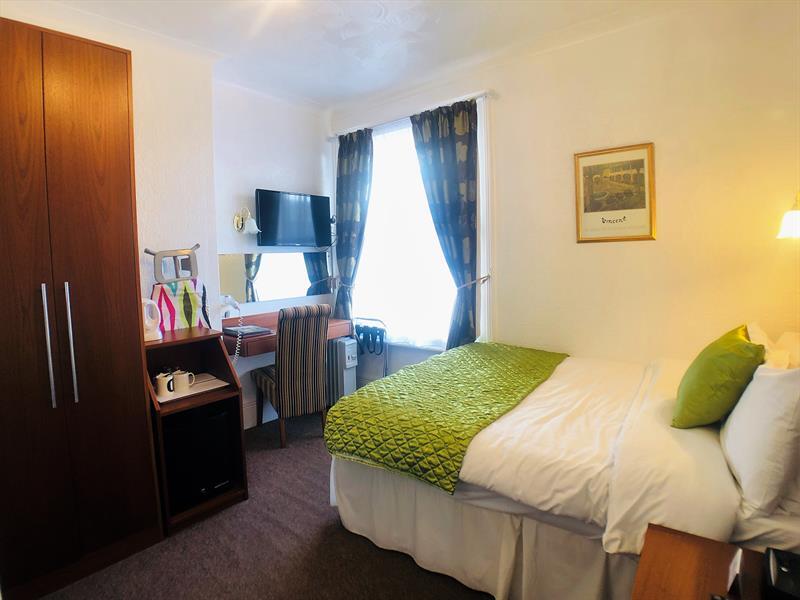 Ilfracombe House Hotel - Near Cliffs Pavilion Southend-on-Sea Bagian luar foto