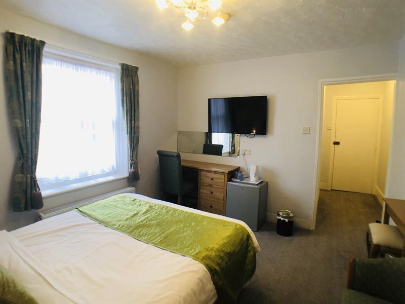 Ilfracombe House Hotel - Near Cliffs Pavilion Southend-on-Sea Bagian luar foto